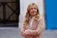 イタリア、不法入国対策を強化...難民救助船の領海進入阻止も