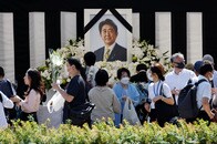 安倍氏国葬、「献花に2万人超」は本当に「驚くほど多い」のか？