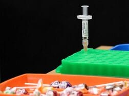 米はしか感染が過去35年で最多、ワクチン接種率低下で