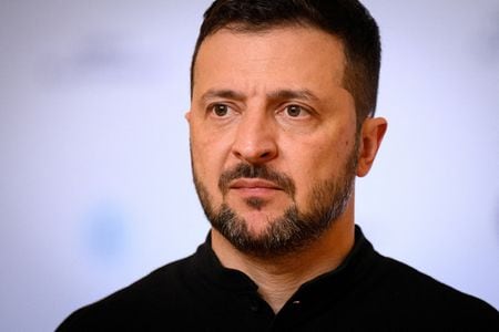 　ウクライナのゼレンスキー大統領は、国連総会に出席するため２２日に米国に到着した。ニューヨークで国連総会に出席するほか、バイデン大統領やハリス副大統領と２６日に会談する予定。キーウで１１日代表撮影（２０２４年　ロイター）