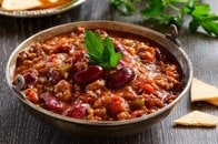 妊娠中にチリコンカンを食べると「糖尿病リスク」が減る可能性【最新研究】