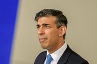 増える難民を援助と引き換えにアフリカの第三国に「転送」──イギリスが支払うコストはいくらか