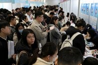中国の若年失業率、3月は16.9％に上昇
