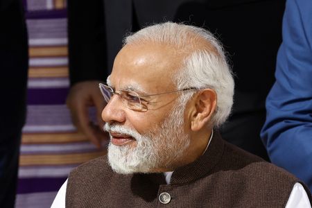 インドのモディ首相（写真）は米国に住むシーク教徒指導者の殺害計画を巡り、関連する情報があれば調査すると表明した。英紙フィナンシャル・タイムズが２０日掲載したインタビュー記事で述べた。ドバイで１日撮影（２０２３年　ロイター／Amr Alfiky）