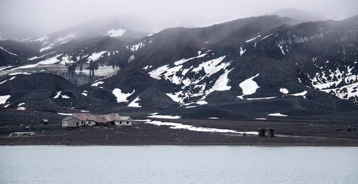 ホエーラーズ湾（南極）　Goddard_Photography-iStock
