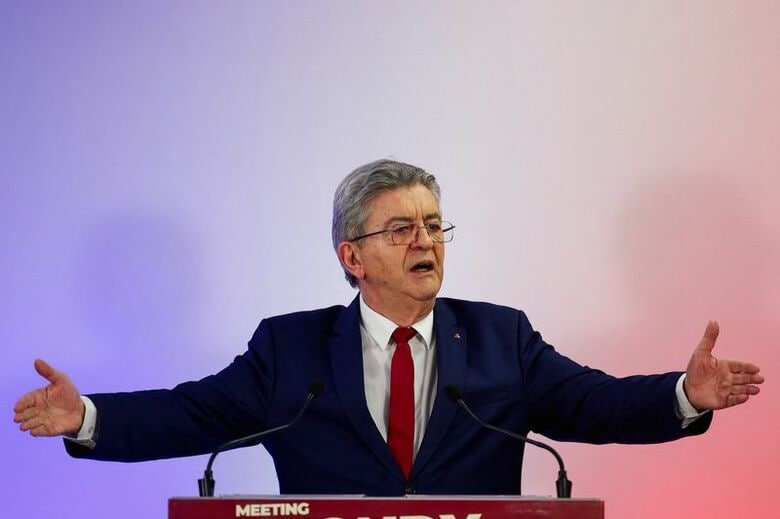 極左政党「不屈のフランス（ＬＦＩ）」の党首、ジャンリュック・メランション氏。フランスのパリ近郊ボンディで３月撮影。REUTERS/Abdul Saboor