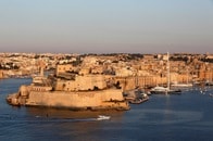 マルタ疑惑　地中海に浮かぶ小国がヨーロッパの脱税天国に？