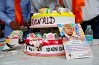 トランプ71歳の誕生日プレゼントはロシア行き航空券