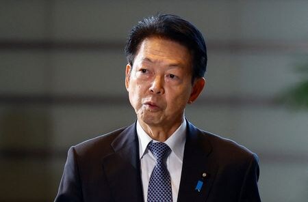 　１月２４日、武藤容治経済産業相（写真）は閣議後会見で、金利上昇による経済への影響を問われ「中小企業の立場から言えば、非常に微妙な問題」と指摘し、「経済政策の中で一貫して注視していく課題」と述べた。写真は都内で昨年１０月撮影（２０２５　ロイター／Issei Kato）