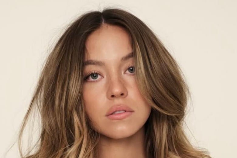 シドニー・スウィーニー、ランジェリー広告で物議...大胆ショットにSNS賛否　sydney_sweeney-Instagram