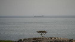 米・イランの着実な交渉、ホルムズ海峡の安全航行再開に期待＝経産相
