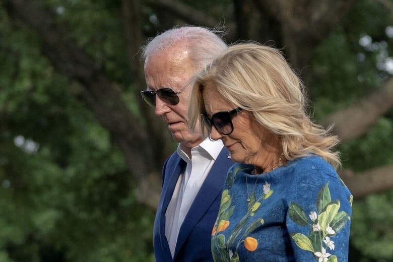 ジョー・バイデン大統領（左）とジル・バイデン夫人（右）　REUTERS