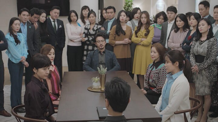 『SKYキャッスル～上流階級の妻たち～』U-NEXTで配信中　&copy;JCONTENTREE CORP & JTBC CONTENT HUB CO., LTD. ALL RIGHTS RESERVED.