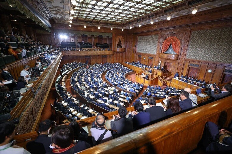 党議拘束のために国政の場で自由な政策議論ができなくなっている　Kazuki Oishi-REUTERS