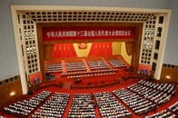 全人代、中国の中小零細企業の危機あらわに