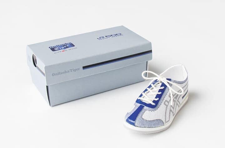 手作りのミニチュアスニーカー作り