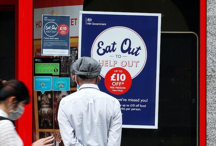 外食産業への支援策ではあったが......  REUTERS/Paul Childs