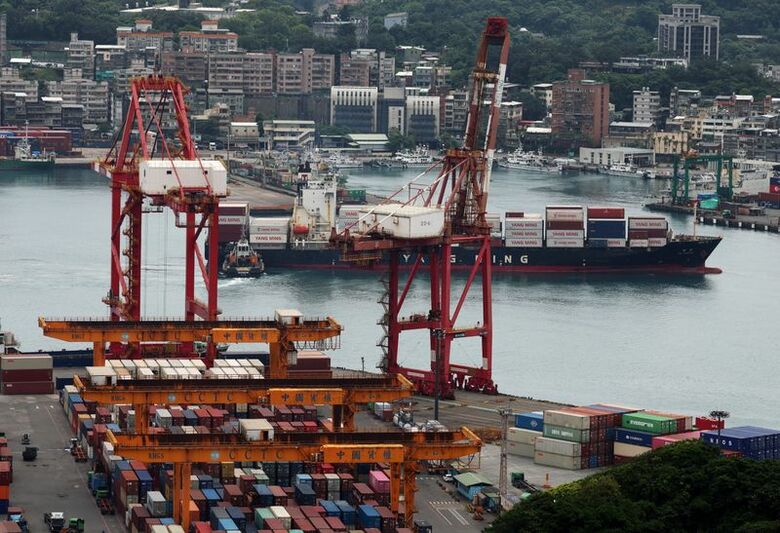 台湾・基隆港で19日撮影  REUTERS/Edgar Su