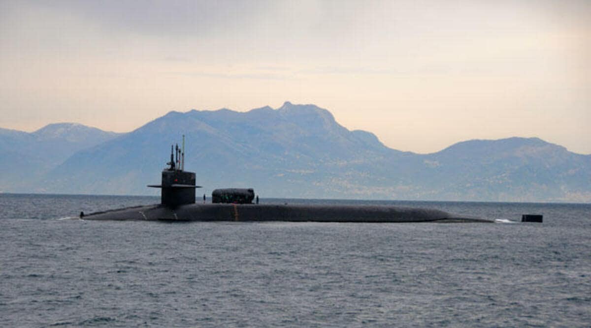 米海軍の潜水艦で女性乗組員の「レイプリスト」、艦長は解任