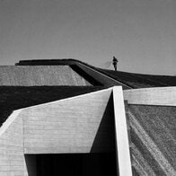 通信社的な職人芸から生まれた、ミニマリズムのインスタグラム