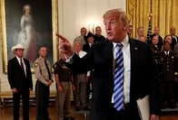 ホワイトハウス内にレジスタンスの動き？匿名の高官がNYTに暴露