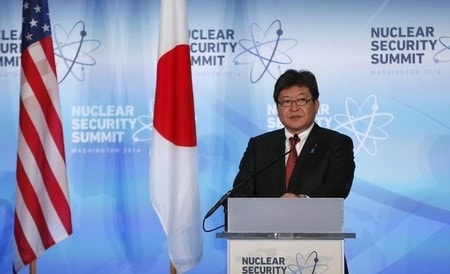 　６月２３日、萩生田光一官房副長官は会見で、英国の欧州連合（ＥＵ）離脱の是非をめぐる国民投票について、「金融市場や為替市場に及ぼし得る影響を懸念している」とし、市場動向を注視していく考えを示した。写真はワシントンで４月撮影（２０１６年　ロイター／Gary Cameron）