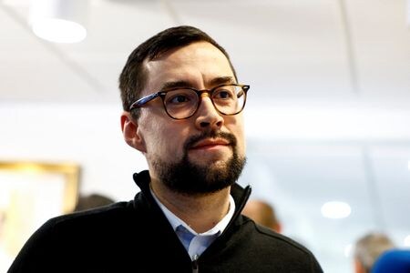 デンマーク自治領グリーンランドのエーエデ自治政府首相は２月４日、議会総選挙を３月１１日に実施する方針を表明した。４日、最大都市のヌークで撮影（２０２５年　ロイター/Sarah Meyssonnier）