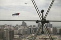 UAE首都アブダビで燃料トラック爆発3人死亡　イエメンのフーシ派が犯行声明