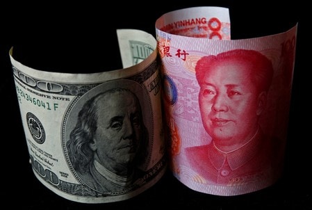 　１１月９日、中国の楼継偉・元財政相は、中国と米国の貿易戦争はいくらか和らぐ可能性があるが、より広範囲な対立は今後も続くとの見方を示した。写真は２０１０年１１月撮影（２０１９年　ロイター/Petar Kujundzic）