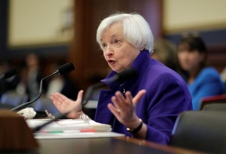 　９月２８日、米ＦＲＢのイエレン議長は、プエルトリコは財政危機に直面しているとしたうえで、その解決策はホワイトハウスか議会が策定すべきとの見解を示した。ワシントンで２８日撮影（２０１６年　ロイター/Joshua Roberts）