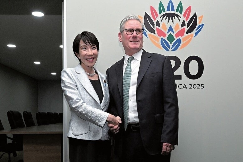 高市首相とスターマー英首相が南アフリカで会談（11月22日）　LEON NEALーPOOLーREUTERS