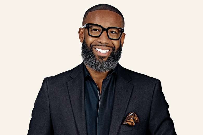 リアリティー番組の帝王カルロス・キングには「神の声」が聞こえる　KENDRICK BEN BEAUTY