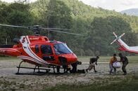 ネパール土石流の死者389人、捜索活動続く　新たな洪水リスクも