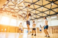 ｢運動部の部活は人格形成に必ず役立つ｣はウソ　｢運動選手ほど規則を軽視する｣衝撃の調査も
