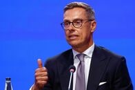 ロ、フィンランド大統領を「戦争派」と非難　キーウでの発言巡り