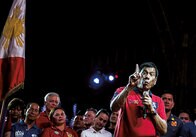 アジアのトランプは独裁政治へ走るか