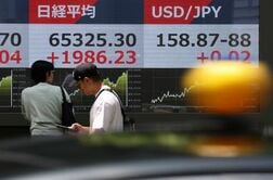 午前の日経平均は反発、史上最高値更新　半導体株高が支え