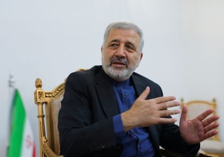 写真はイランのエナヤティ駐サウジアラビア大使。3月12日、サウジアラビア・リヤドで撮影。REUTERS/Mohammed Benmansour