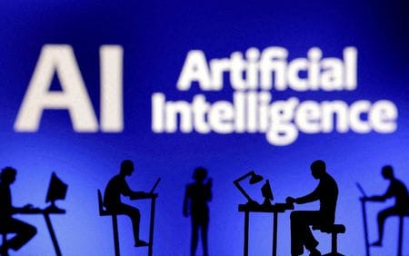 人工知能（ＡＩ）の能力を測定・比較するためのベンチマークを開発する業界コンソーシアムＭＬコモンズは２７日、最高級ハードウエアがＡＩアプリケーションを実行し、ユーザーに応答する速度を評価する新たなテストと結果を公表した。資料写真（２０２４年　ロイター／Dado Ruvic）