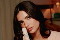 【画像】「なぜ削除されない？」女性の「不適切ウェア」にネット困惑...「病んでいる」の声