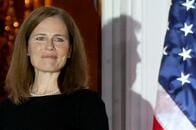 米最高裁判事に就任したバレット､早々に試練　大統領選などで難しい対応