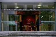 ＮＺ中銀、僅差で金利据え置き　エネ価格高騰で早期利上げ示唆