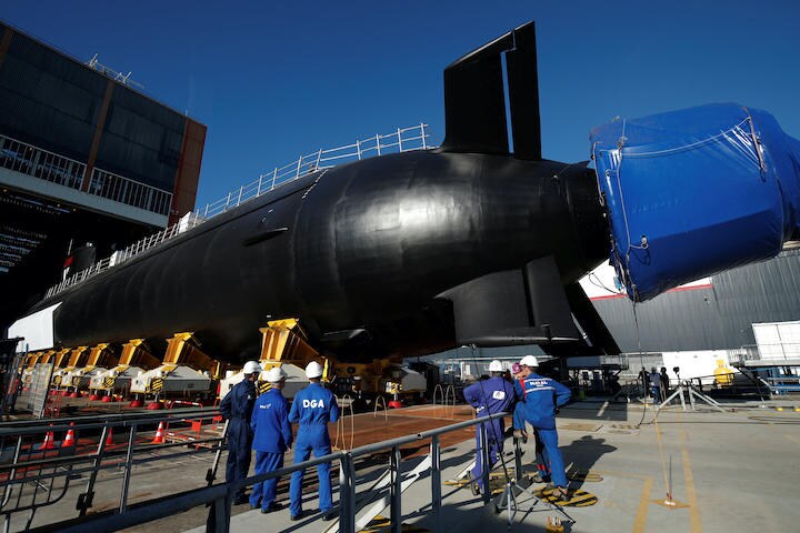 オーストラリアには戦略兵器としての原子力潜水艦が必要だった（写真は2019年、フランスの原子力潜水艦）　Benoit Tessier-REUTERS　