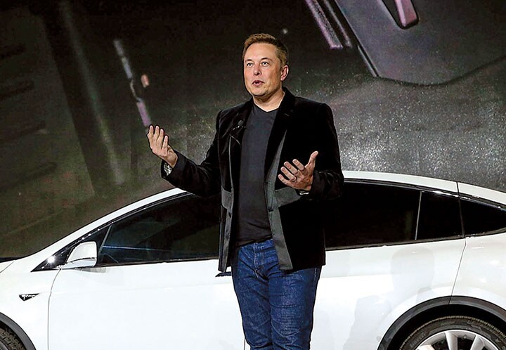 テスラへの高い評価は2大メーカーに対する評価の低さの裏返しだ　Justin Sullivan/GETTY IMAGES