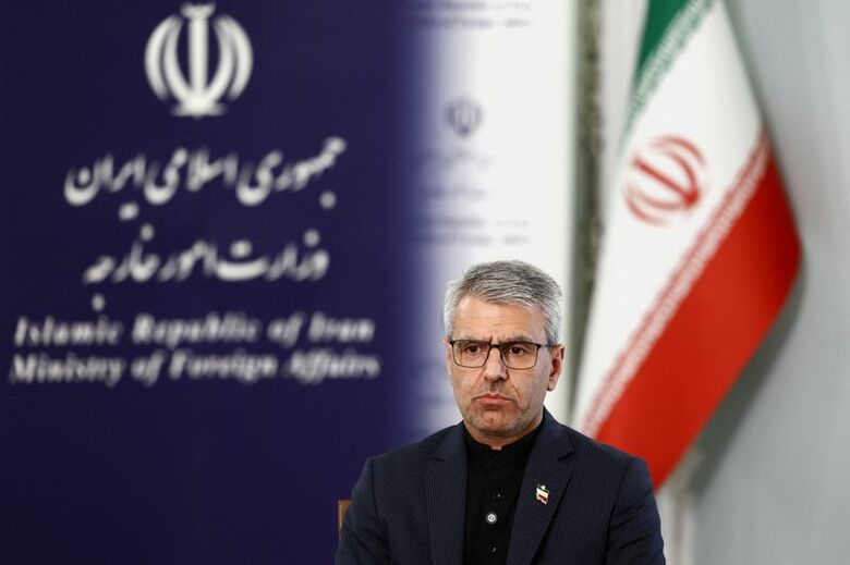 写真はイラン外務省のバガイ報道官。4月5日、テヘランで撮影。WANA提供。REUTERS