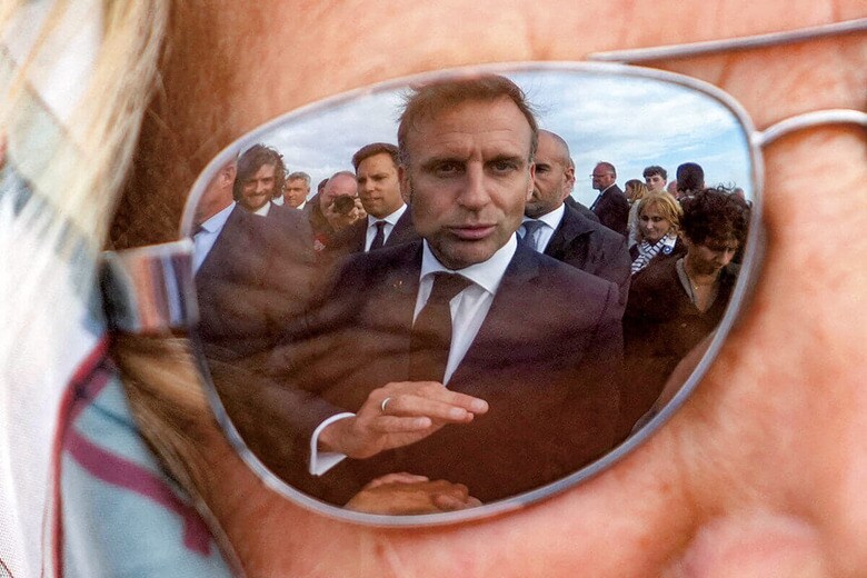 CHRISTOPHE ENAｰPOOLｰREUTERS