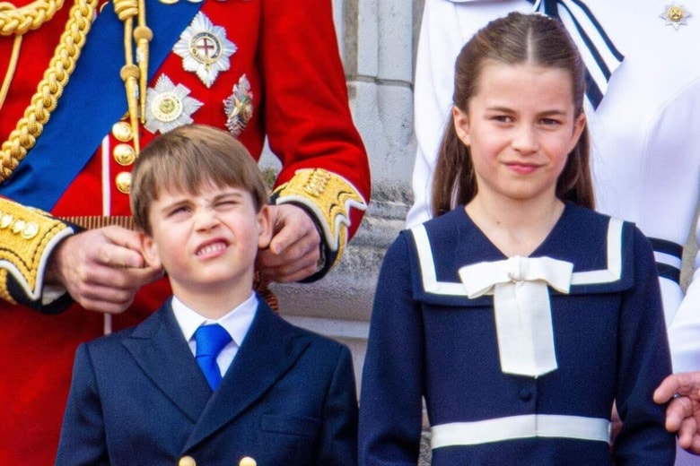 2024年「トゥルーピング・ザ・カラー」でのルイ王子とシャーロット王女　Dutch Press Photo/Cover Images via Reuters Connect