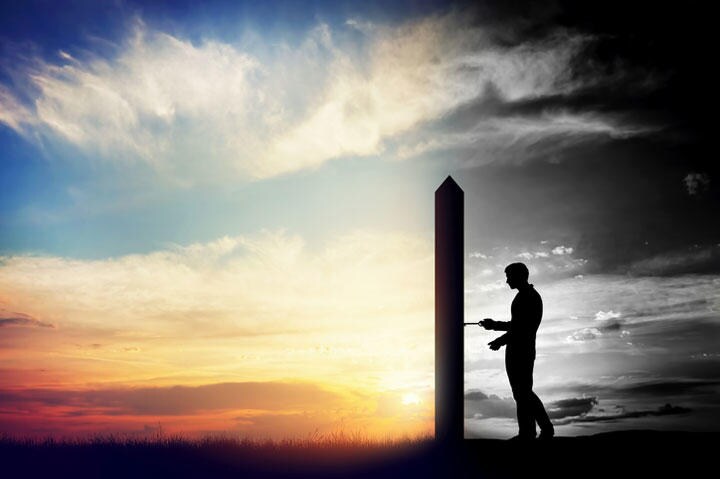 「こうあるべき」という社会通念から解放されたとき、自分の本質が姿を見せ始める　NiseriN-iStock