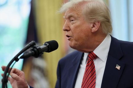 　５月７日、トランプ米大統領（写真）はインドとパキスタンが攻撃の応酬をしているとし、さらなるエスカレートをやめることを期待すると述べた。写真はホワイトハウスで７日撮影（２０２５年　ロイター/Leah Millis）