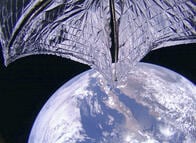 ソーラーセイル実証機「ライトセイル2号」が太陽光で地球周回軌道航行
